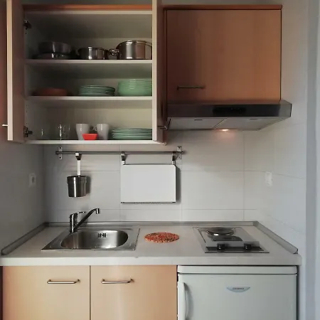 Apartamento-estudio Maite-3 アパート *